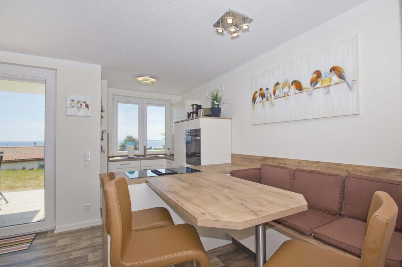 Mit Meerblick Und Terrasse, Gratis Nutzung Vom Ahoi Erlebnisbad Und Sauna In Sellin - Meeresblick Fewo 68 Goehren  Exterior foto